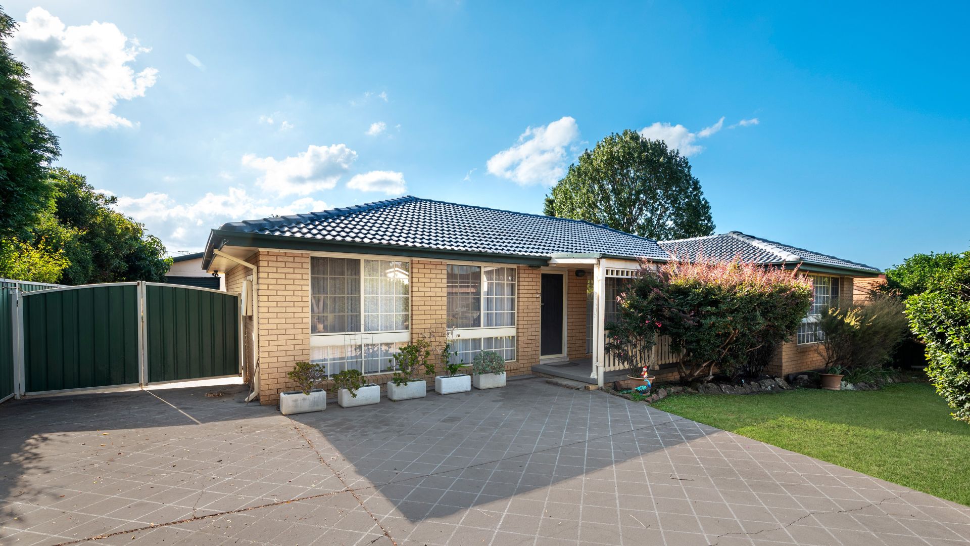 15 Bronzewing Street, Ingleburn NSW 2565, Image 1