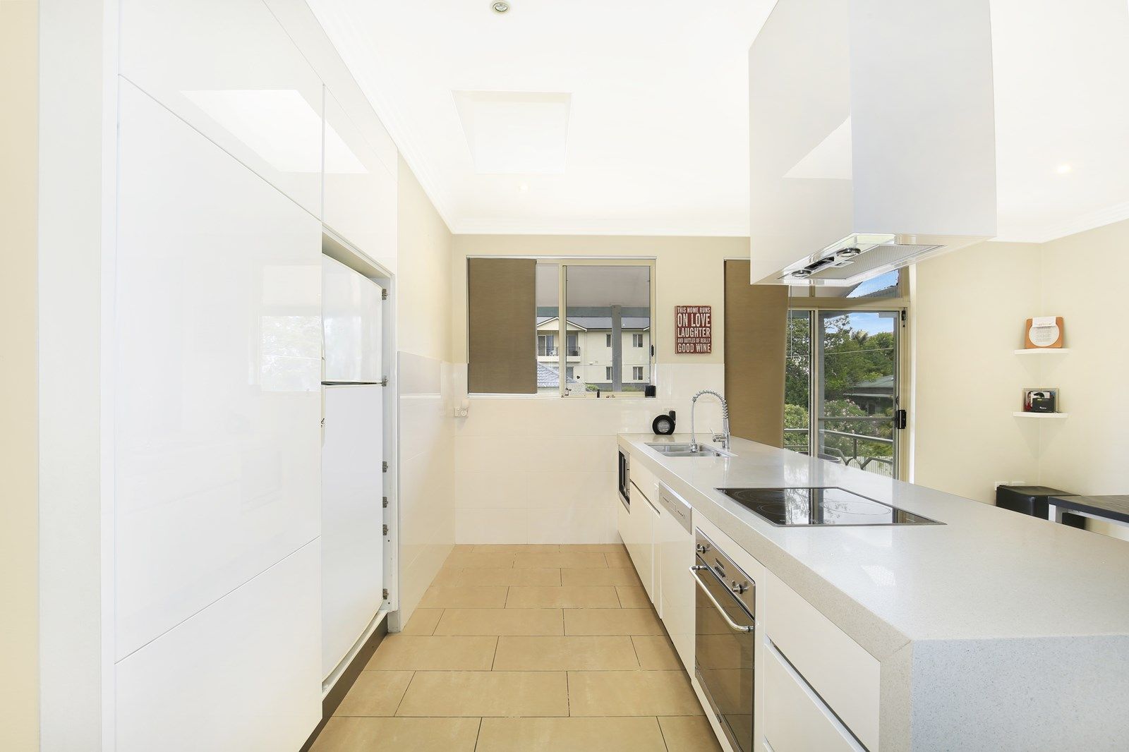 3/6 Keira Street, Wollongong NSW 2500, Image 2