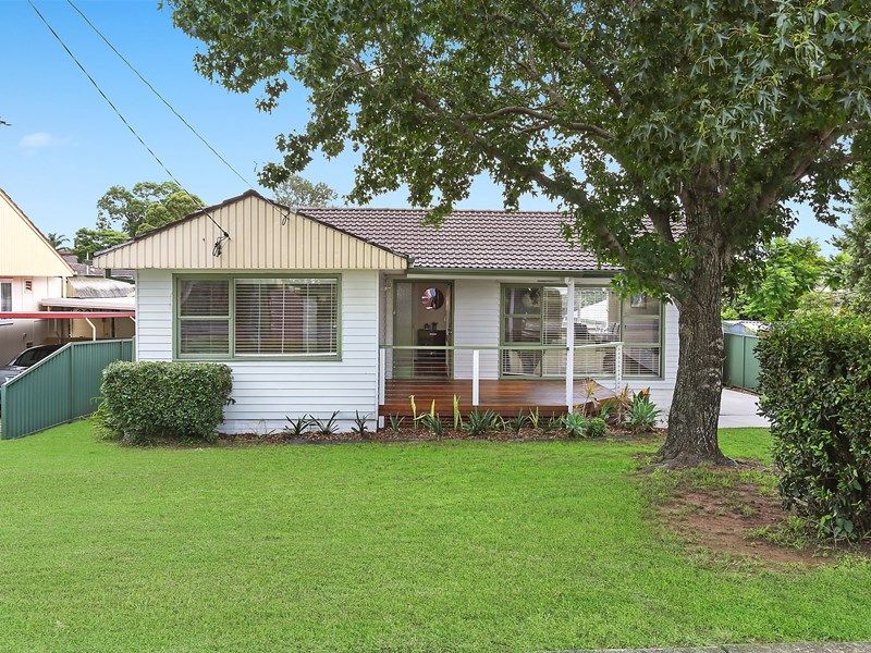 3 bedrooms House in 134 Binalong Road TOONGABBIE NSW, 2146