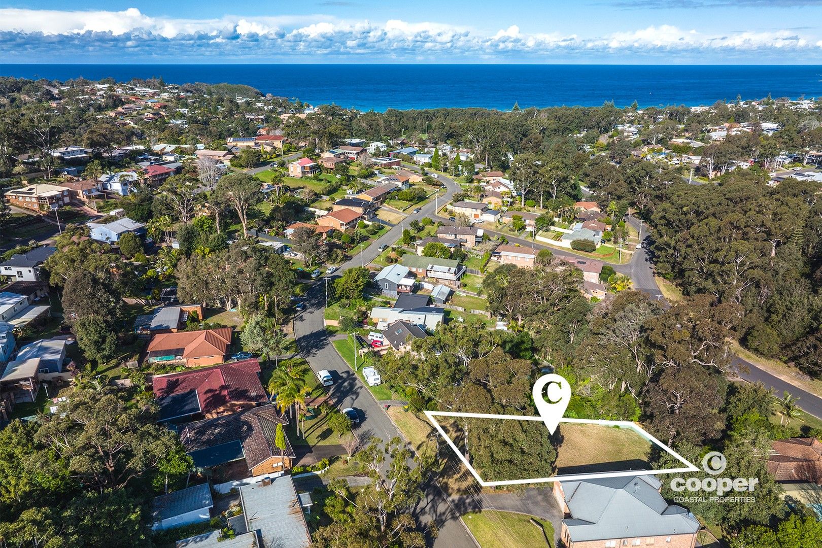 11 Bushland Avenue, Mollymook Beach Property History & Address