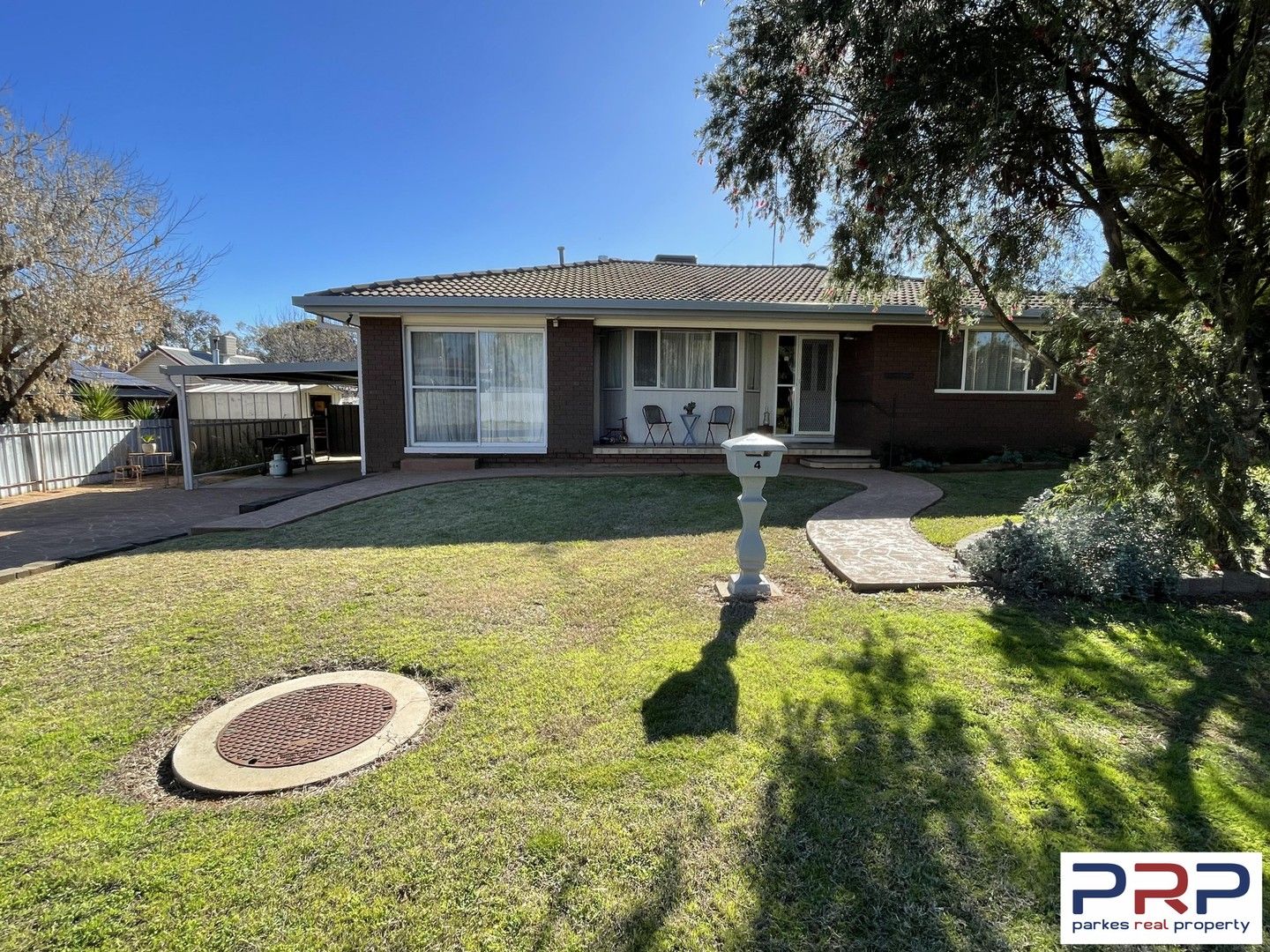 4 Basil Avenue, Parkes NSW 2870 Domain