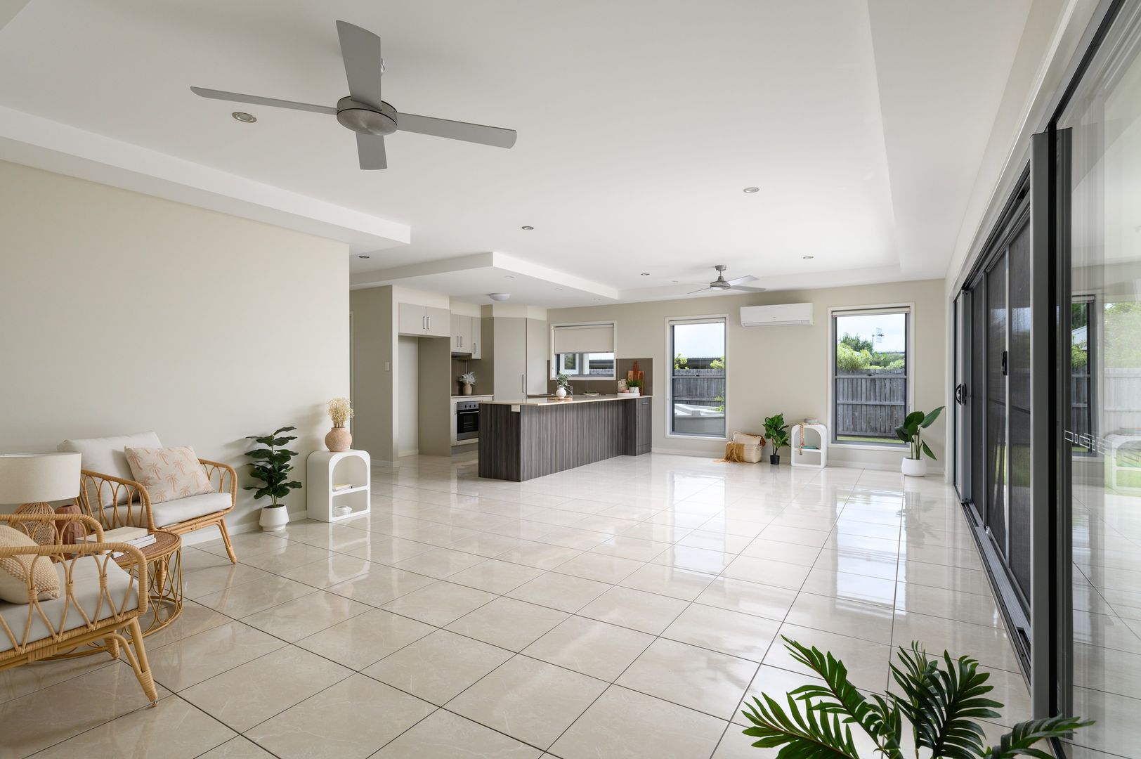 10 Callistemon Crescent, Tin Can Bay QLD 4580, Image 2