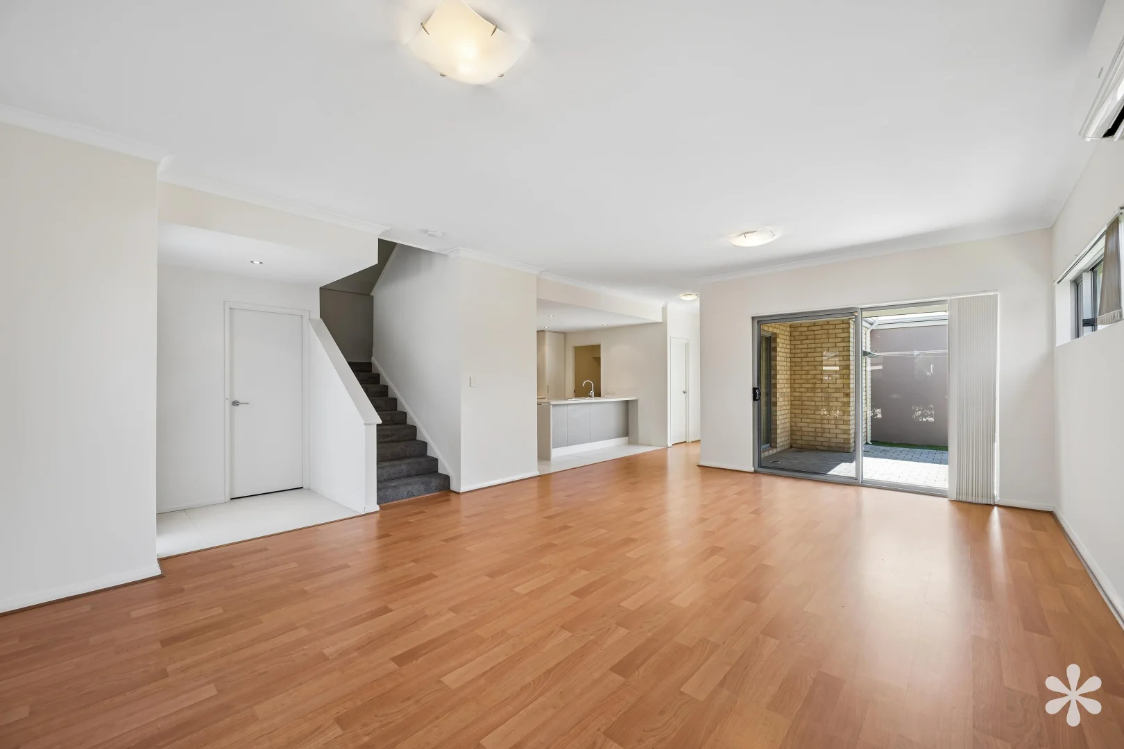 Additional image 9 of 8/18 Deanmore Bend, Hammond Park WA 6164