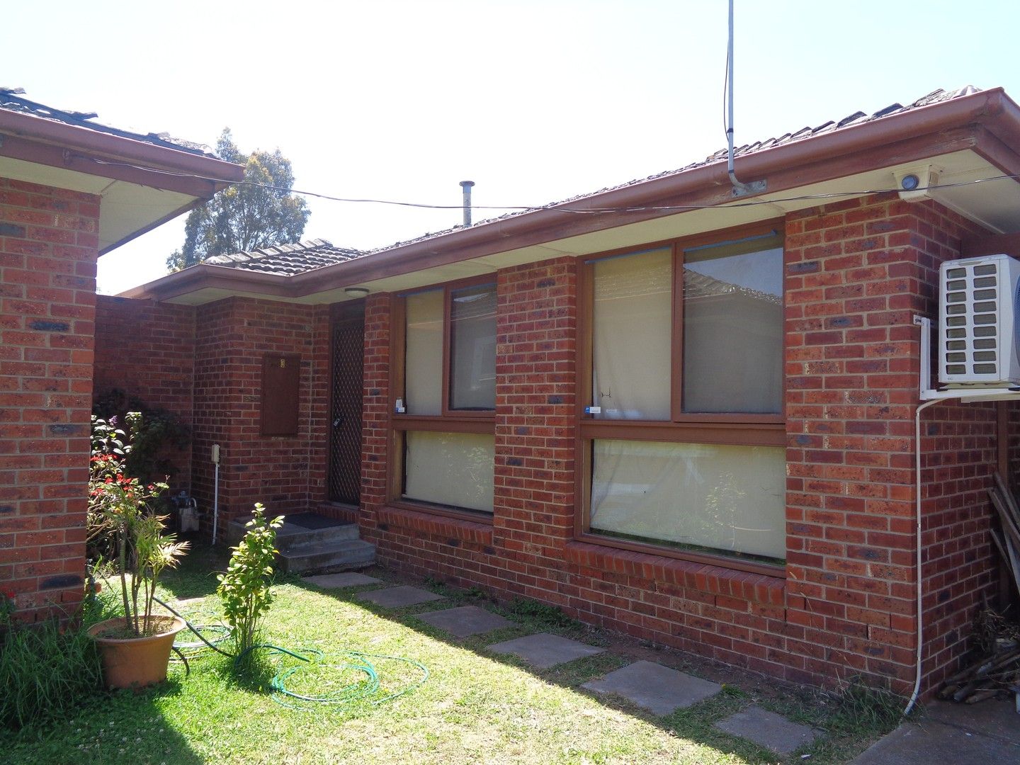 2 bedrooms Apartment / Unit / Flat in 3/115 Station Road DEER PARK VIC, 3023