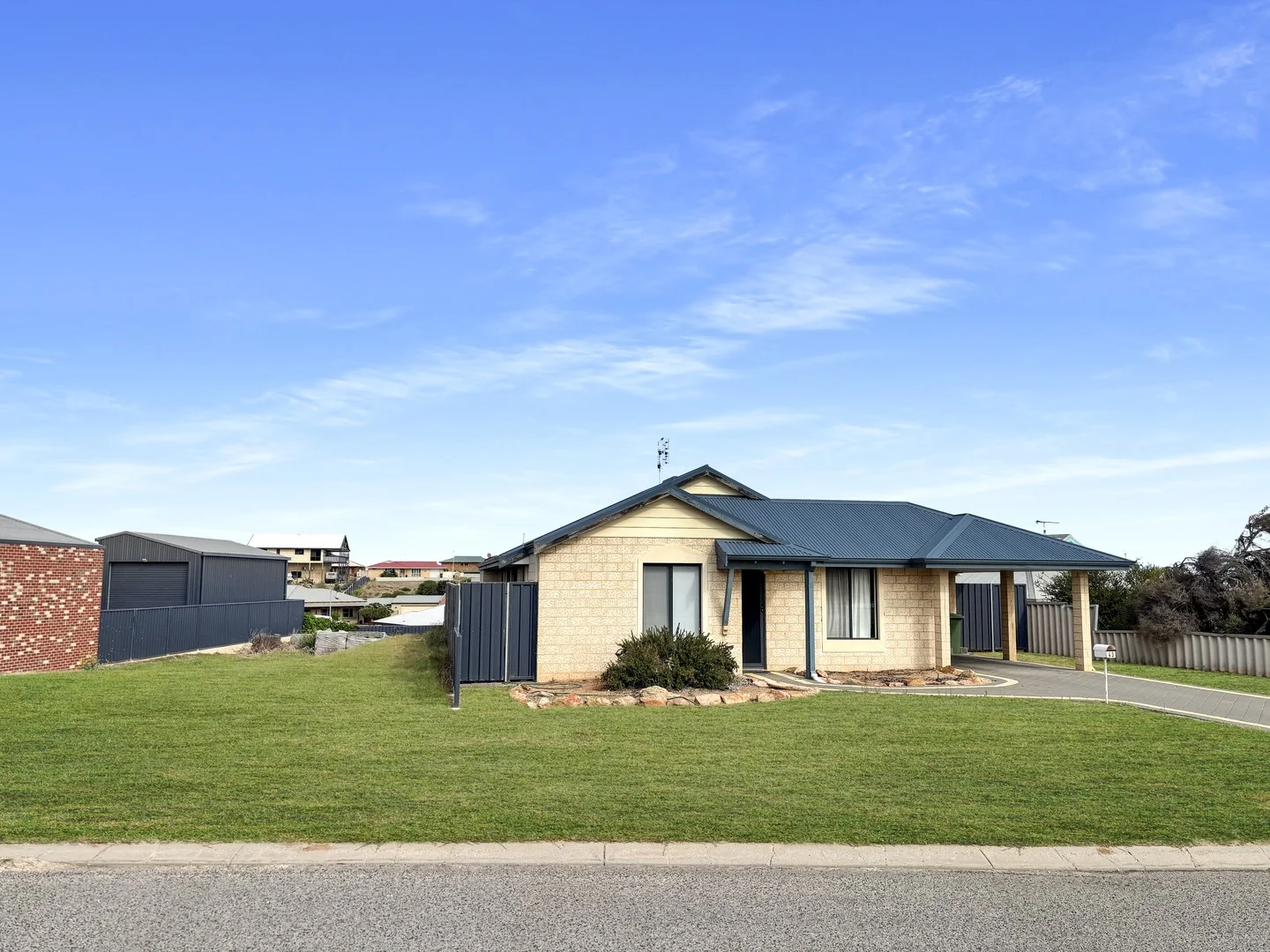 43 Seahorse Loop, Port Denison WA 6525