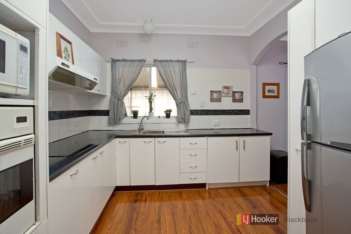 85 Doonside Crescent, Blacktown NSW 2148, Image 2