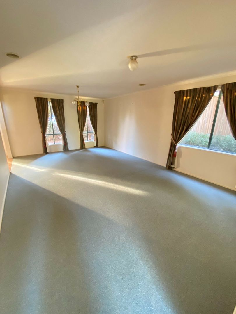 12 Lakeview Close, Hidden Valley VIC 3756 House For Rent Domain