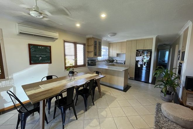 Picture of 3/13 Cox Crescent, MILLBANK QLD 4670