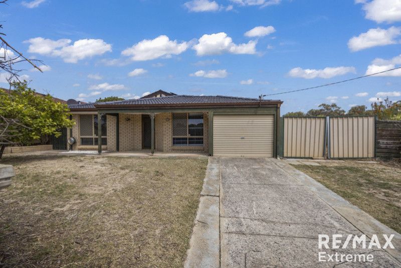 3 bedrooms House in 5 Hazeltine Court YANCHEP WA, 6035