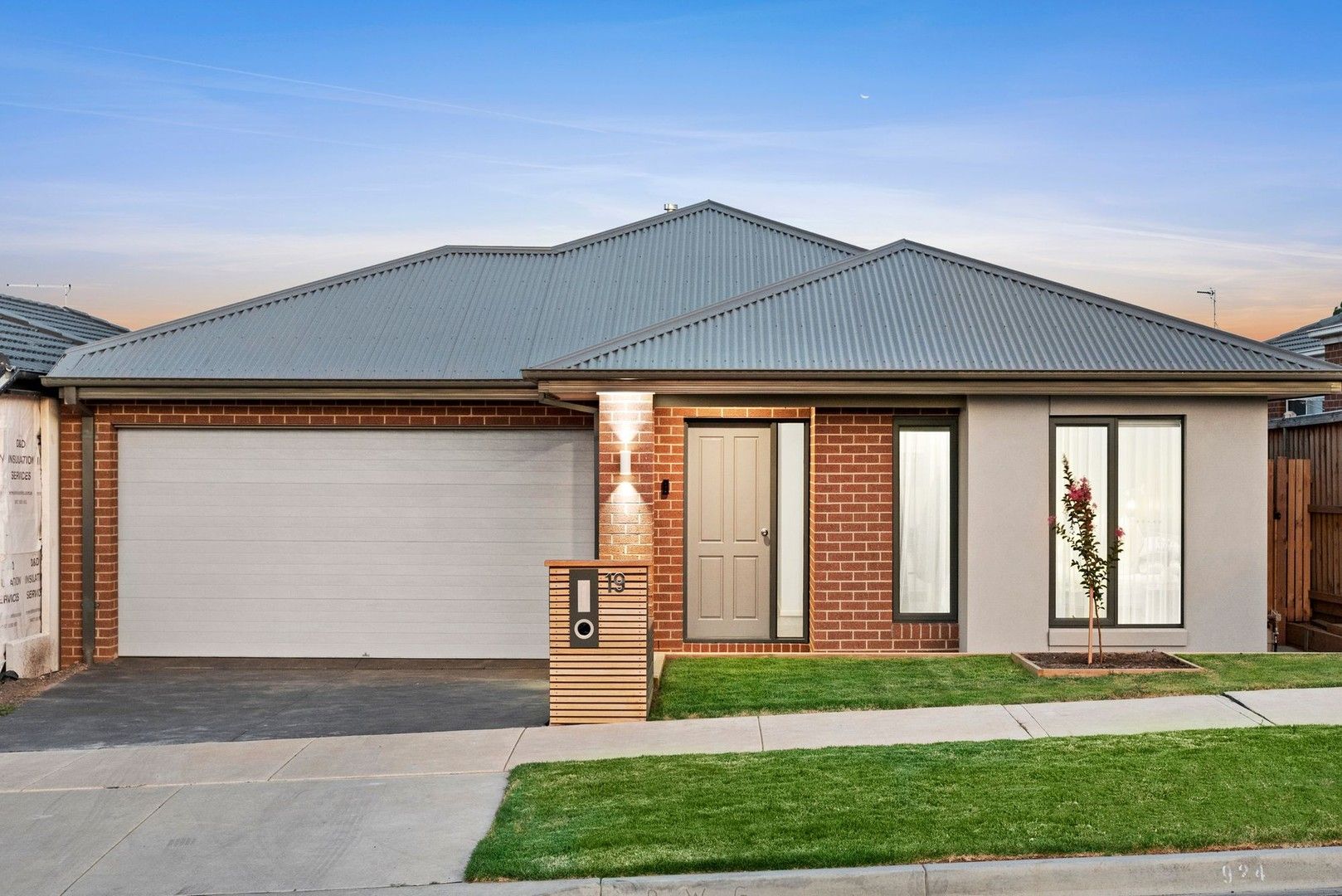4 bedrooms House in 19 Stannis St CHARLEMONT VIC, 3217