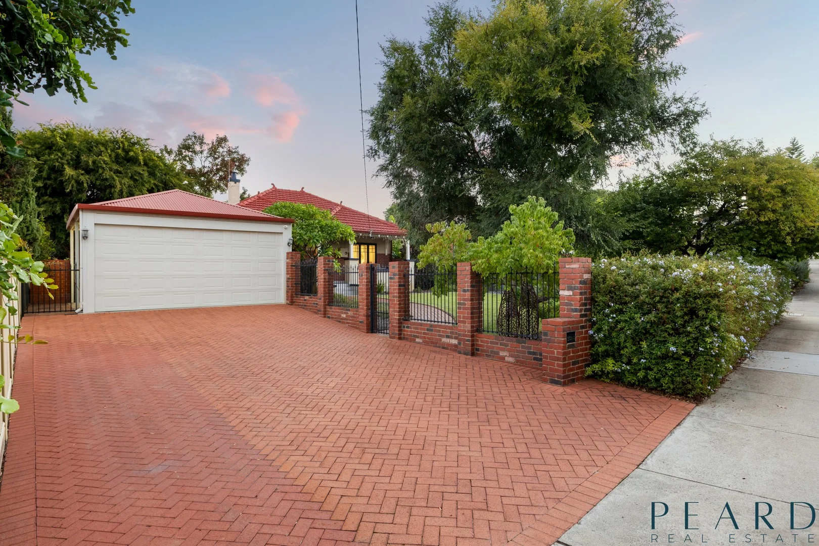 35 Whatley Crescent, Bayswater WA 6053