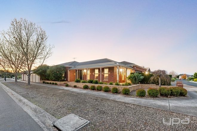 Picture of 1 Trindall Place, TAYLORS LAKES VIC 3038