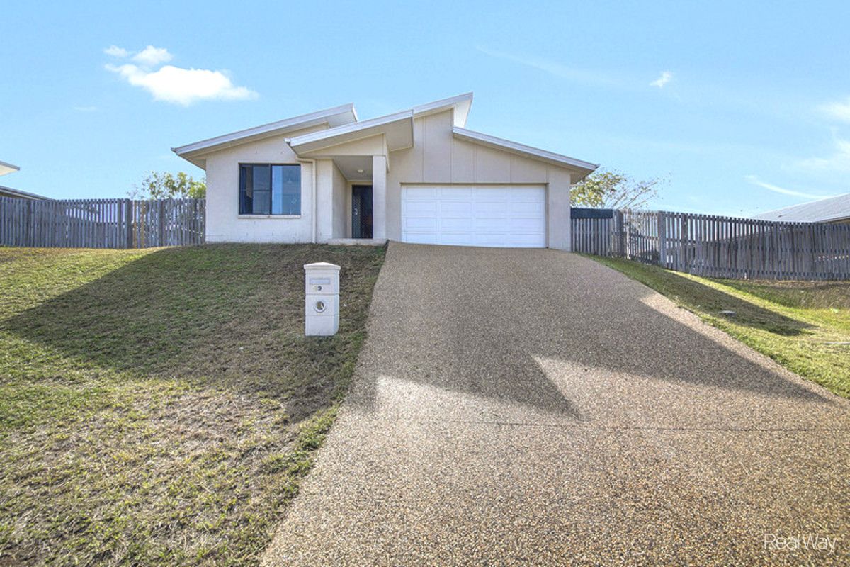 3 bedrooms House in 49 John Oxley Drive GRACEMERE QLD, 4702