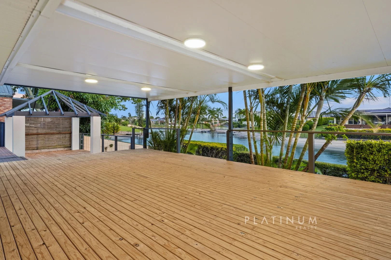 100 Ashmore Road, Bundall QLD 4217