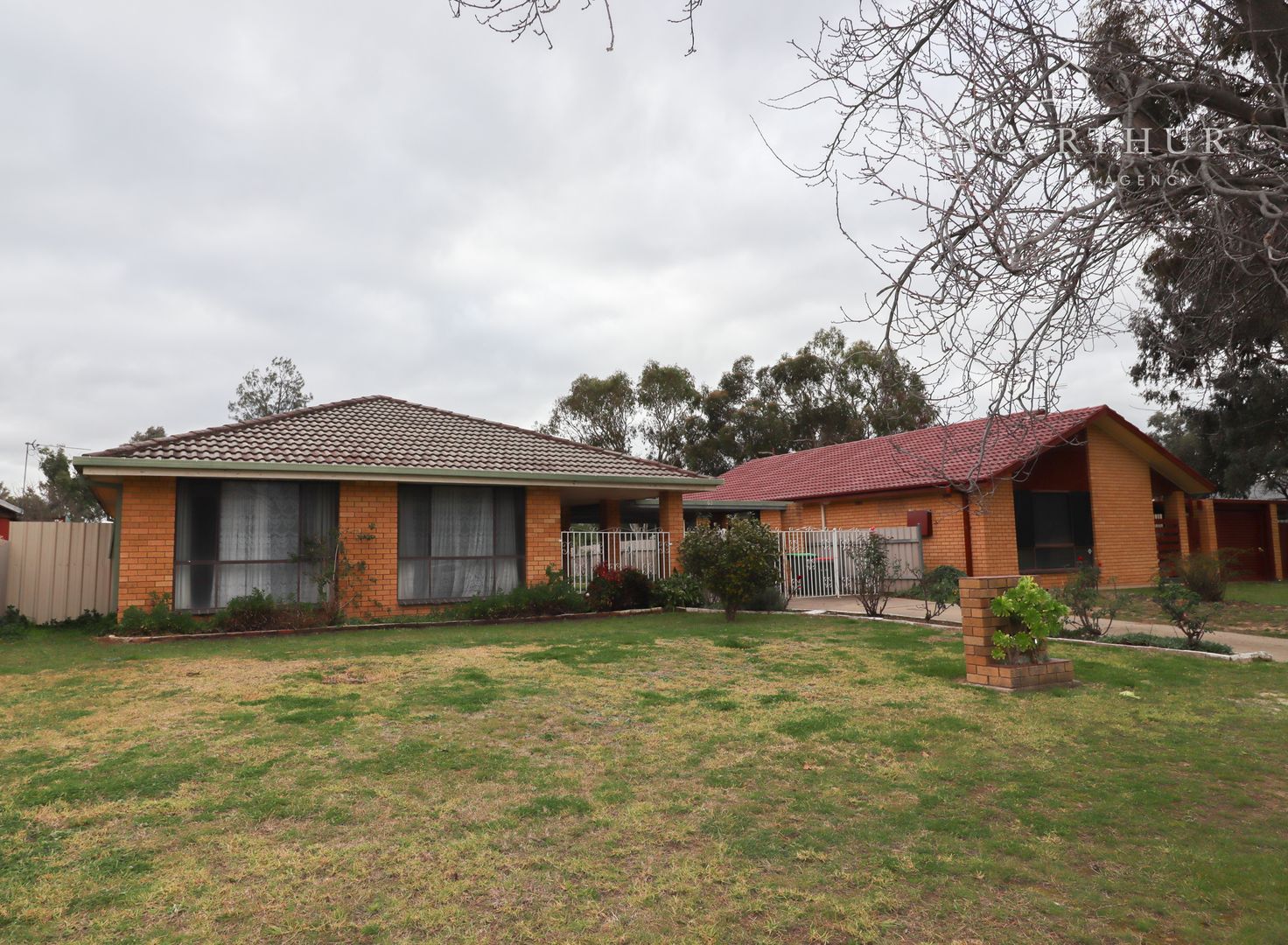 63 Huthwaite Street, Mount Austin NSW 2650