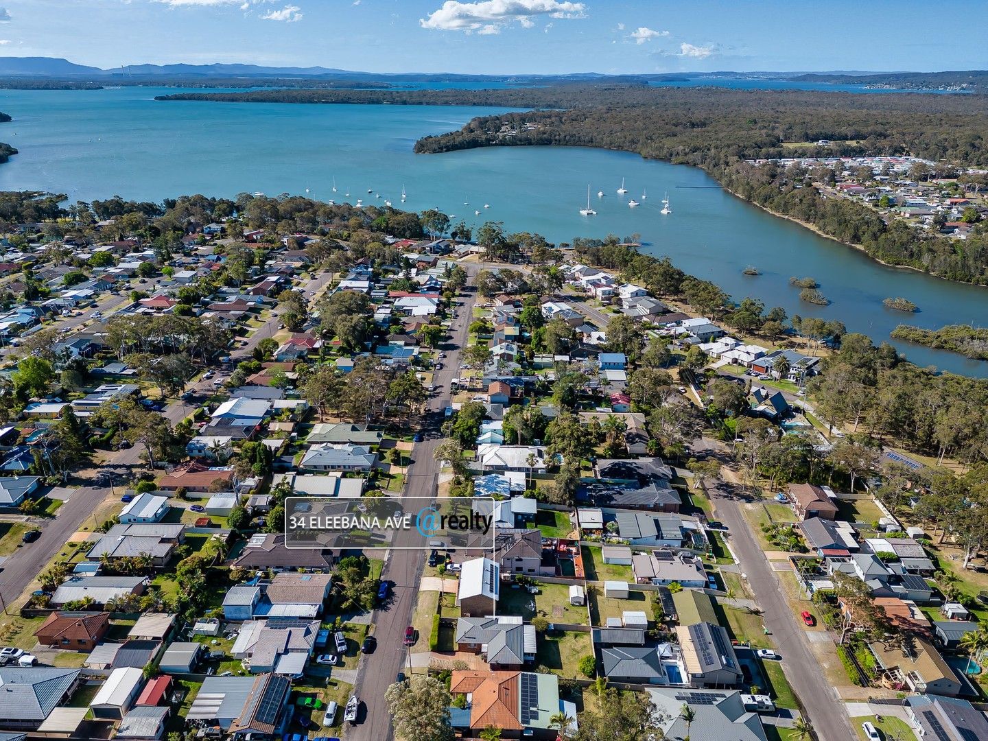 3 bedrooms House in 34 Elabana Avenue CHAIN VALLEY BAY NSW, 2259