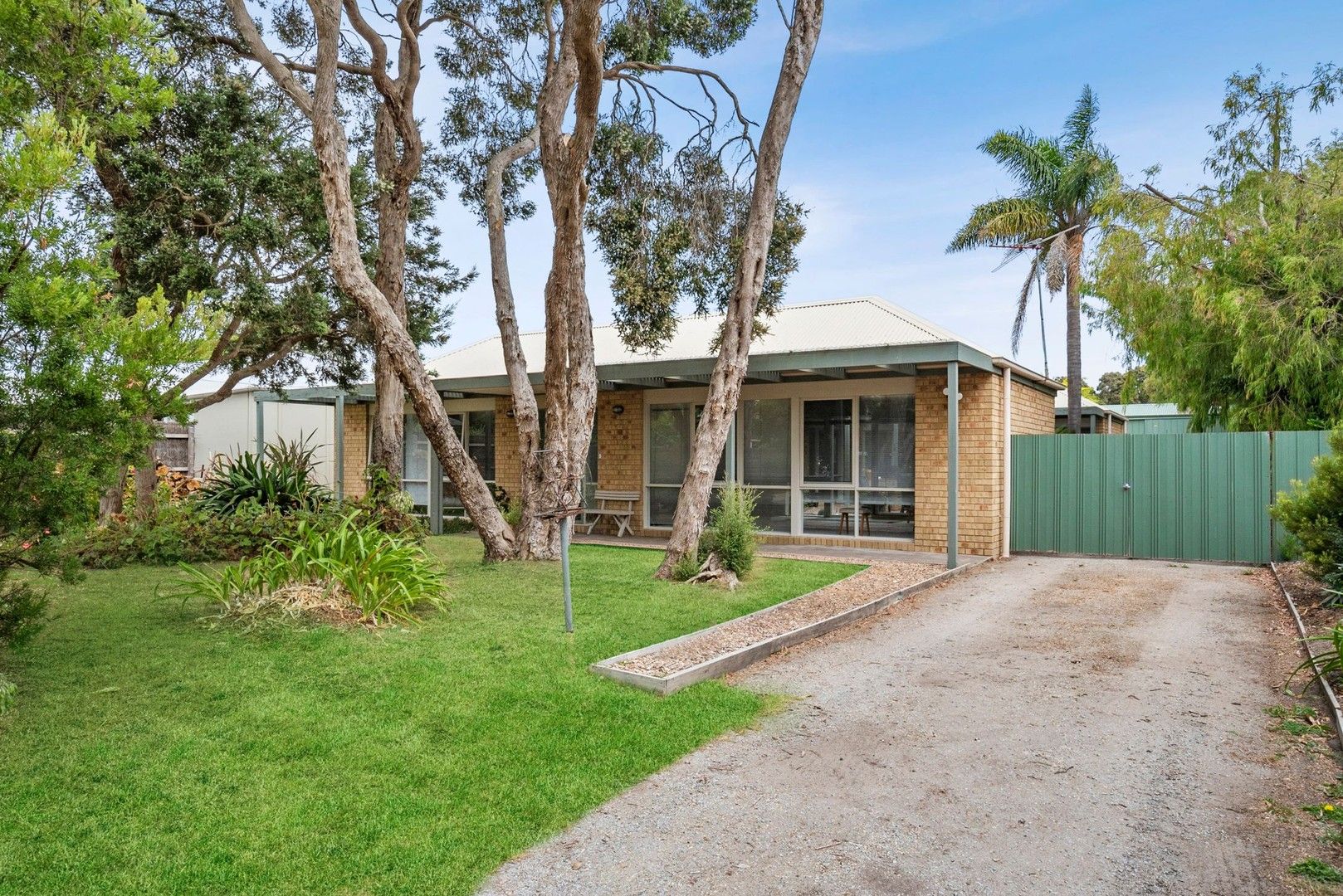 3 bedrooms House in 1 Albert Avenue RYE VIC, 3941