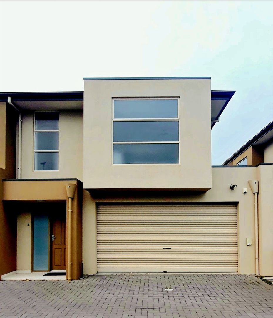 3 bedrooms Townhouse in 4/33 Harvey Crescent ALDINGA BEACH SA, 5173