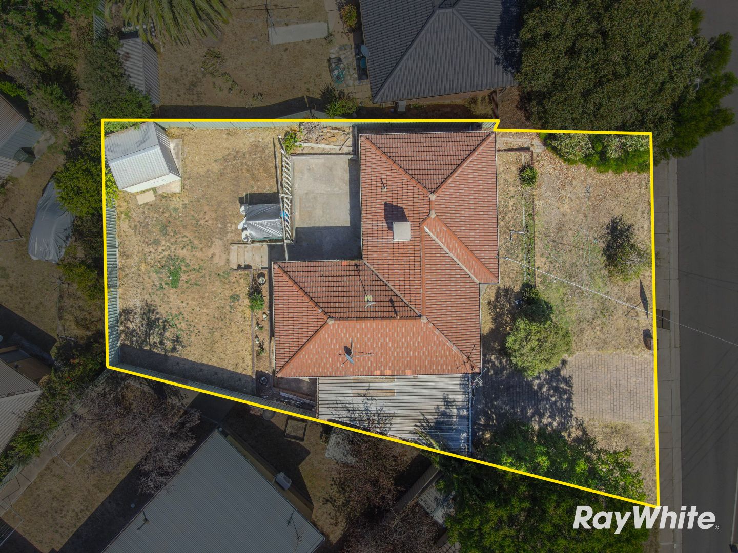 13 Palm Avenue, Spring Gully VIC 3550, Image 1