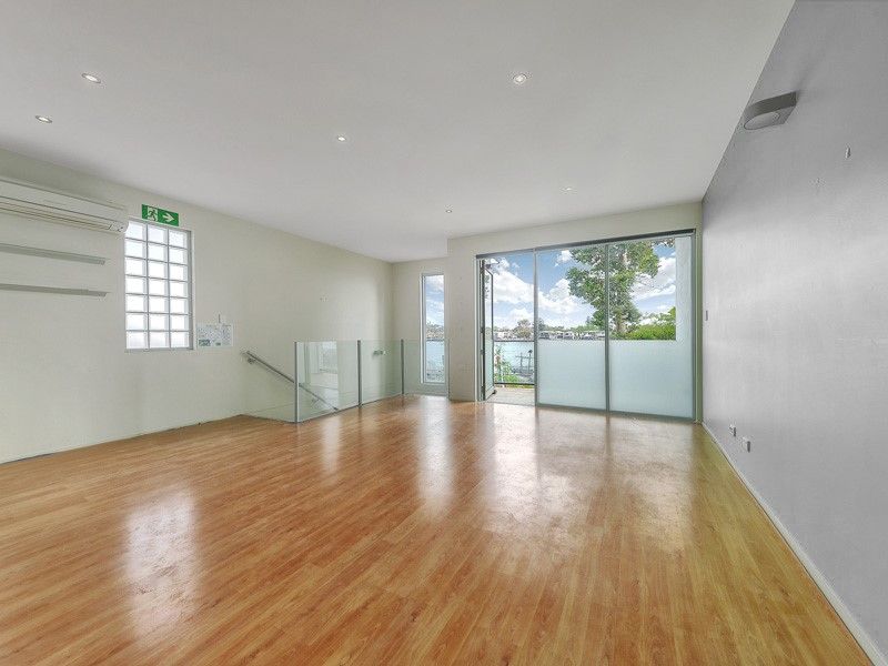 2/1C Crescent Road, Hamilton QLD 4007 Apartment For Rent Domain