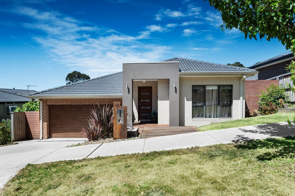 5 bedrooms House in 143 Botanica Drive CHIRNSIDE PARK VIC, 3116