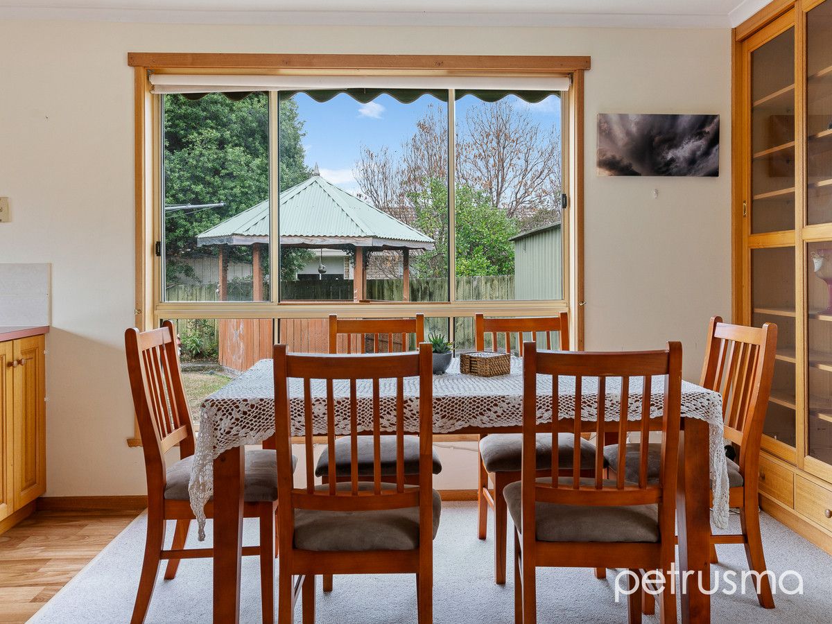 2/30 Philip Avenue, Montrose TAS 7010, Image 2