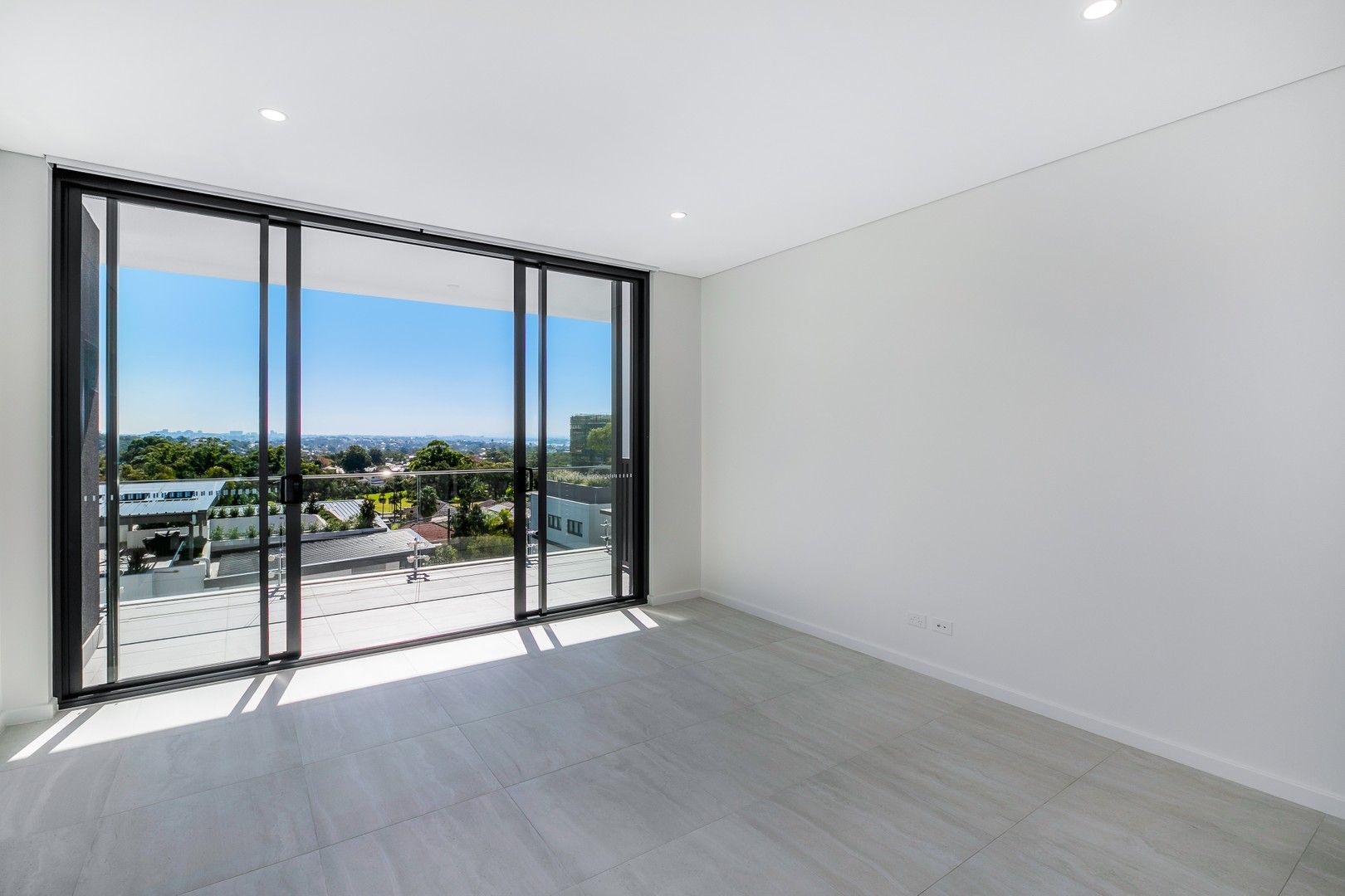 2 bedrooms Apartment / Unit / Flat in 603/38 Pinnacle Street MIRANDA NSW, 2228