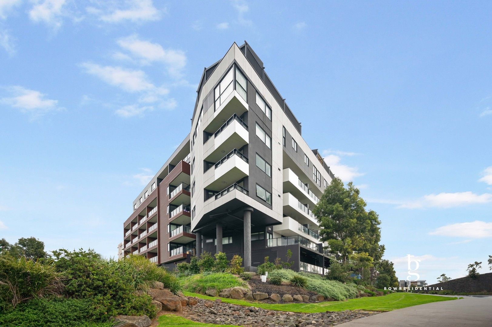 2 bedrooms Apartment / Unit / Flat in 102/88 La Scala Avenue MARIBYRNONG VIC, 3032