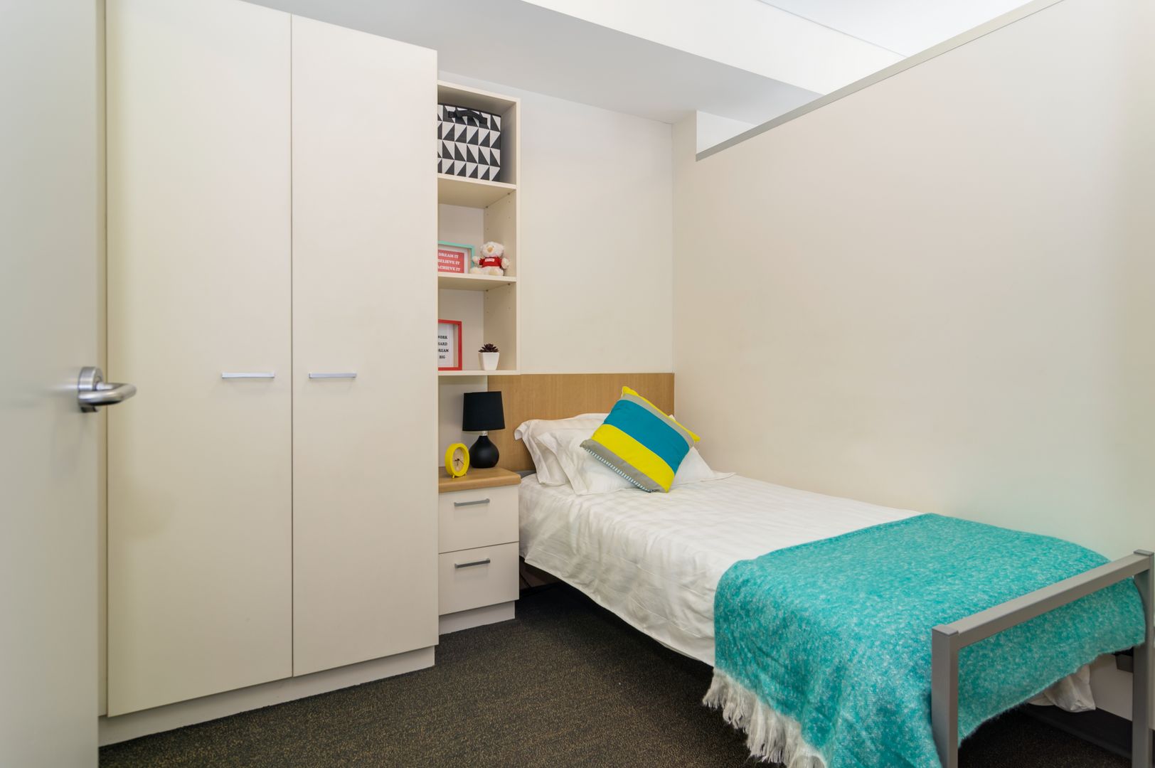 30 Victoria Street Adelaide Sa 5000 Apartment For Rent 299 Domain