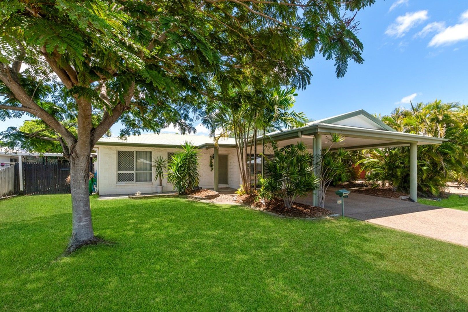 4 bedrooms House in 20 Colchester Crescent KIRWAN QLD, 4817