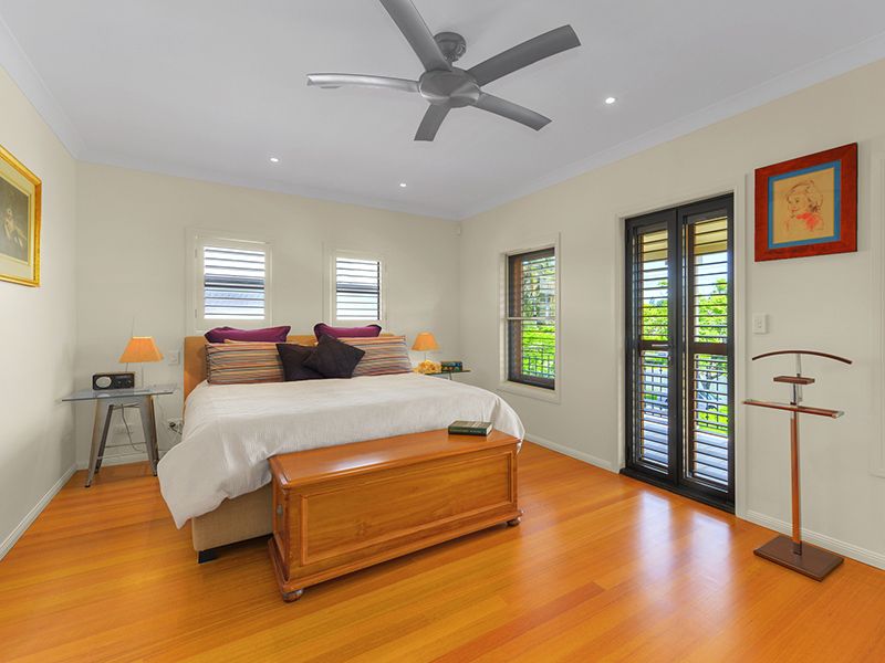 102 Barlow Street, Clayfield QLD 4011, Image 2