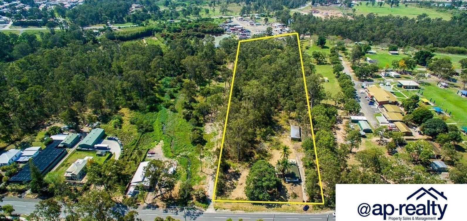 3 bedrooms Acreage / Semi-Rural in 285 King Avenue DURACK QLD, 4077