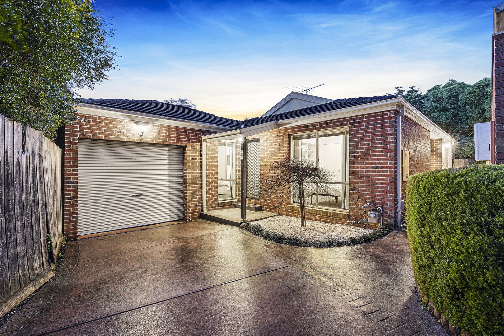 4/7 Wickham Avenue, Forest Hill VIC 3131, Image 2