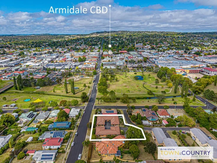 1/ 76 Faulkner Street, Armidale NSW 2350