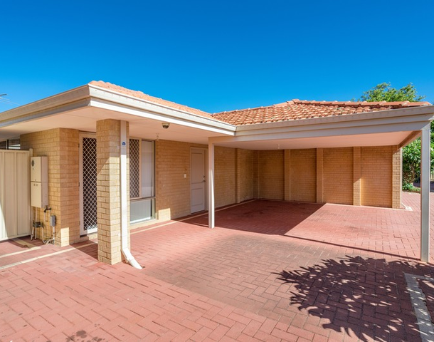 2/187 Cammillo Road, Kelmscott WA 6111