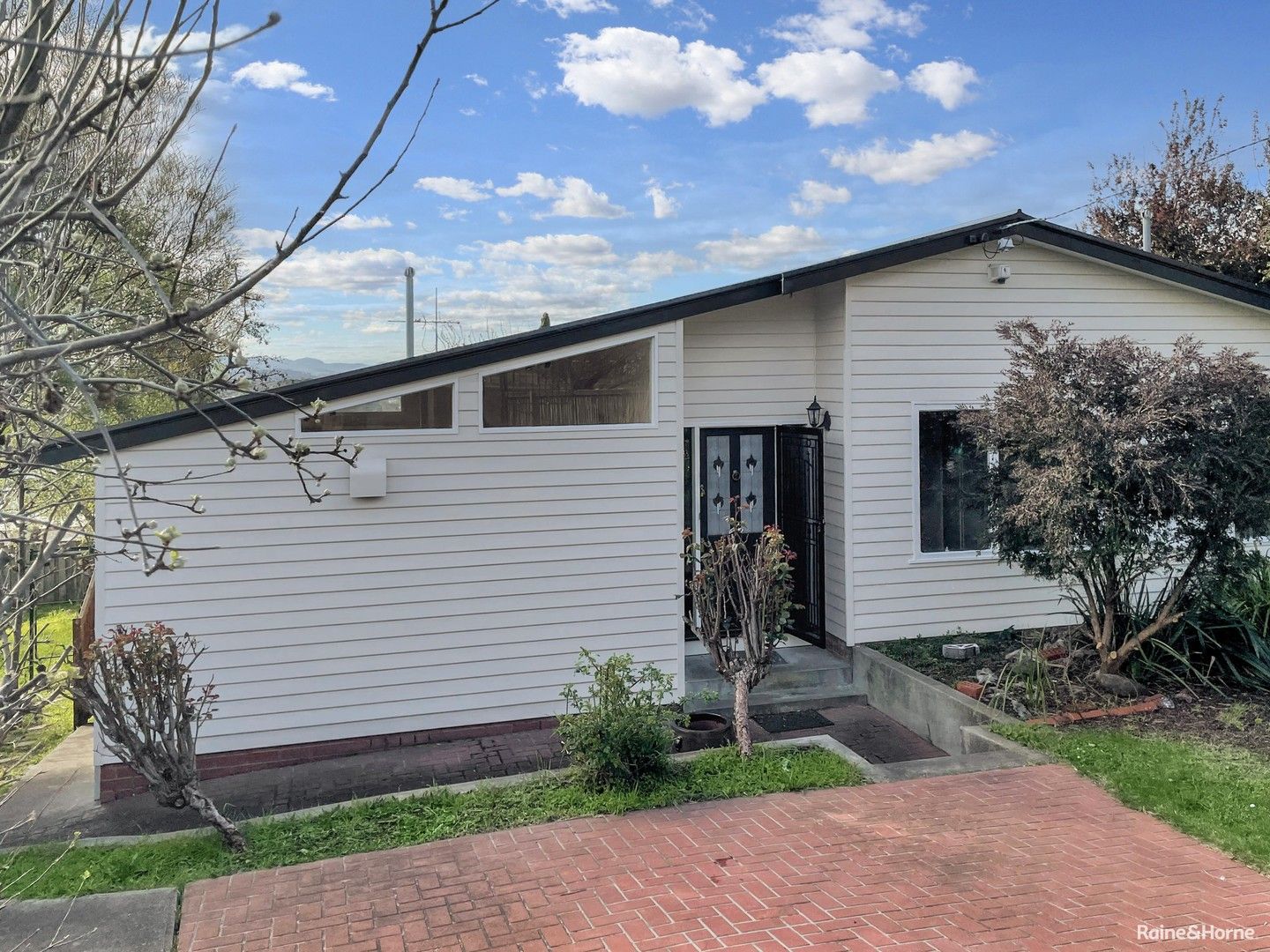 3 bedrooms House in 5 Thornleigh Street GLENORCHY TAS, 7010