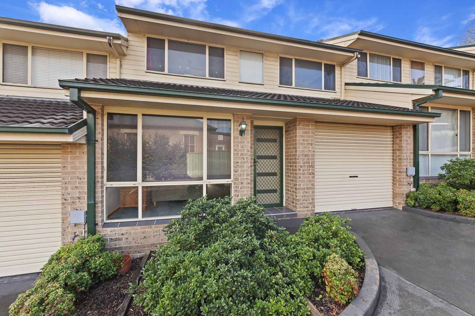 2/33 Hills Street, North Gosford NSW 2250, Image 0