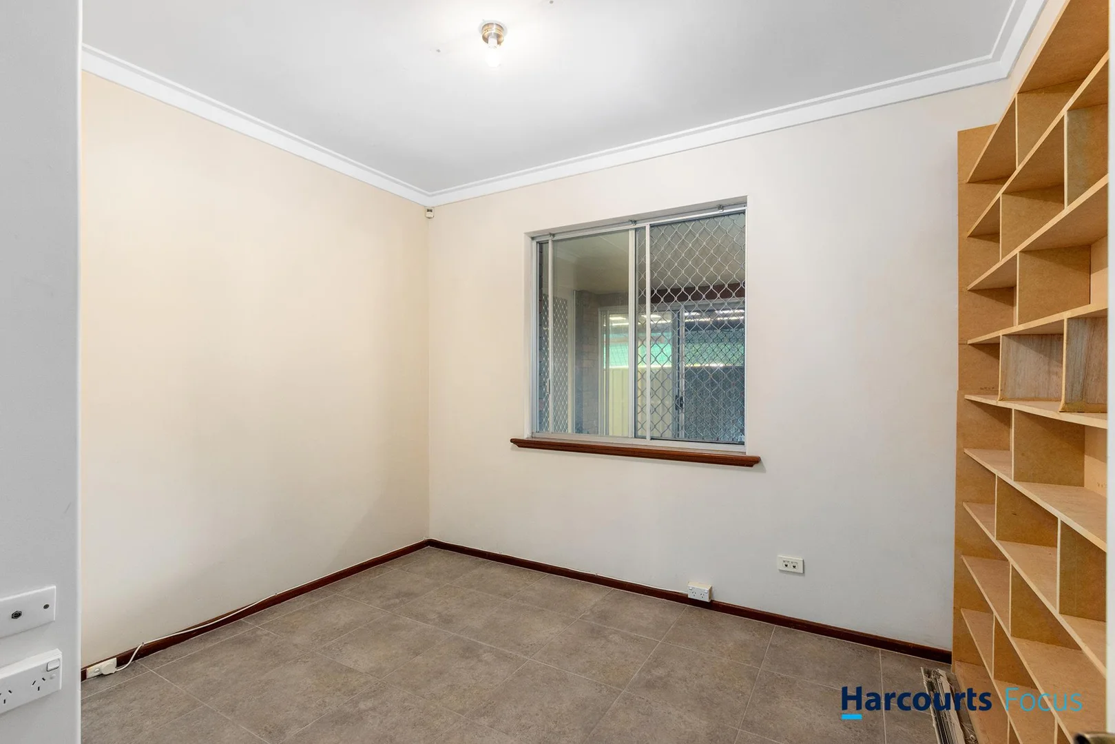 Additional image 19 of 34 Fifth Road, Armadale WA 6112