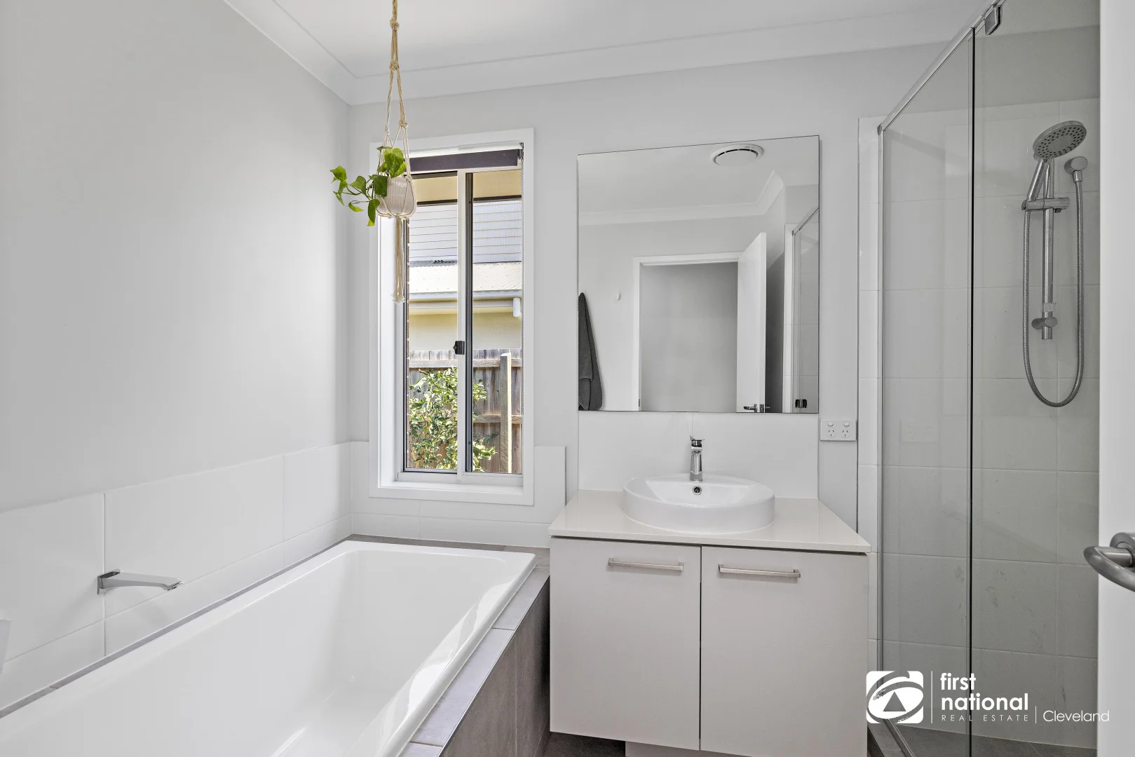 Additional image 16 of 5 Avoca Place, Redland Bay QLD 4165