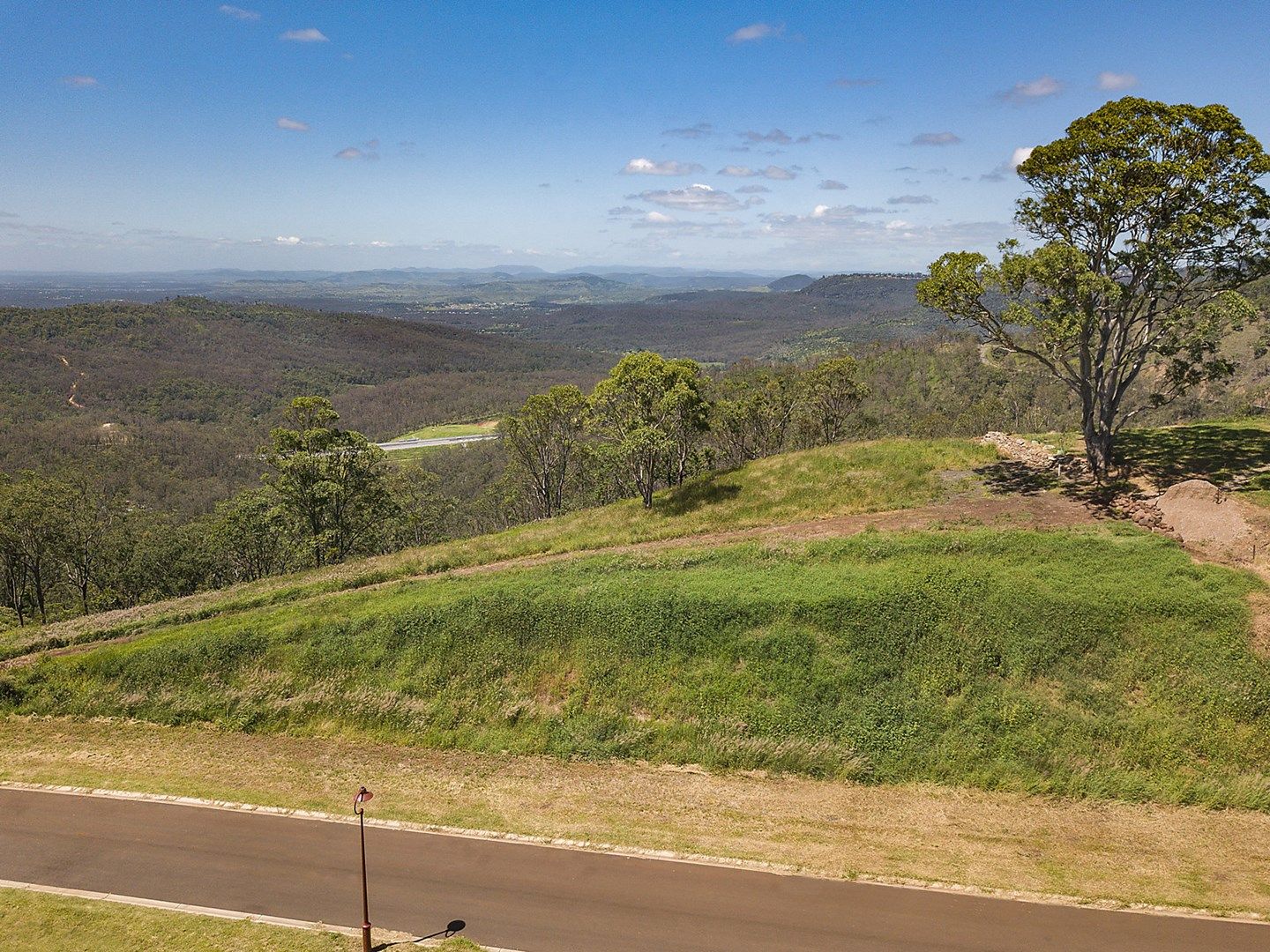 15 Keira Court, Blue Mountain Heights QLD 4350, Image 0