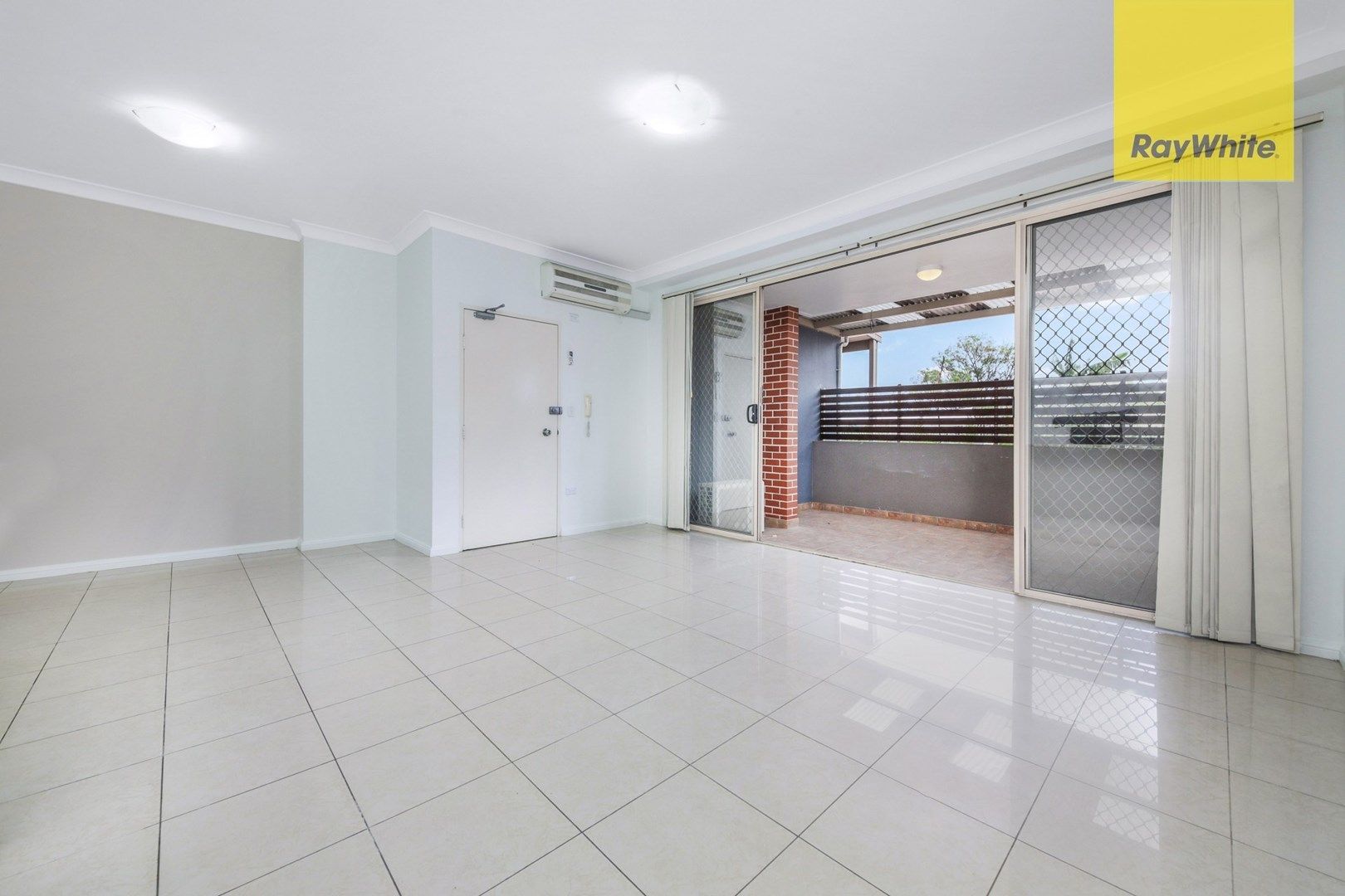 2 bedrooms Apartment / Unit / Flat in 10/546-556 Woodville Road GUILDFORD NSW, 2161