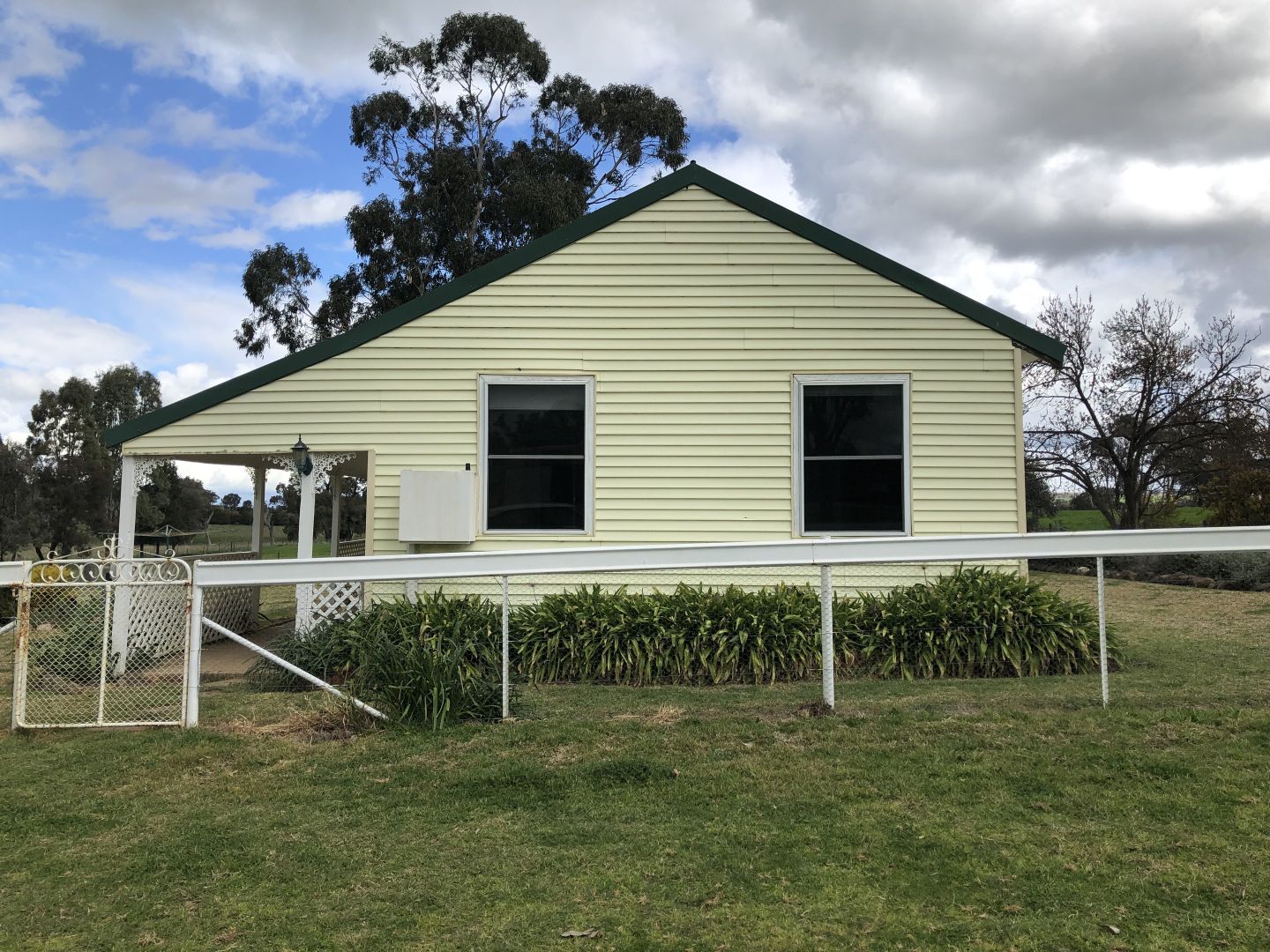 517 Garra Road, Molong NSW 2866 House For Rent 320 Domain