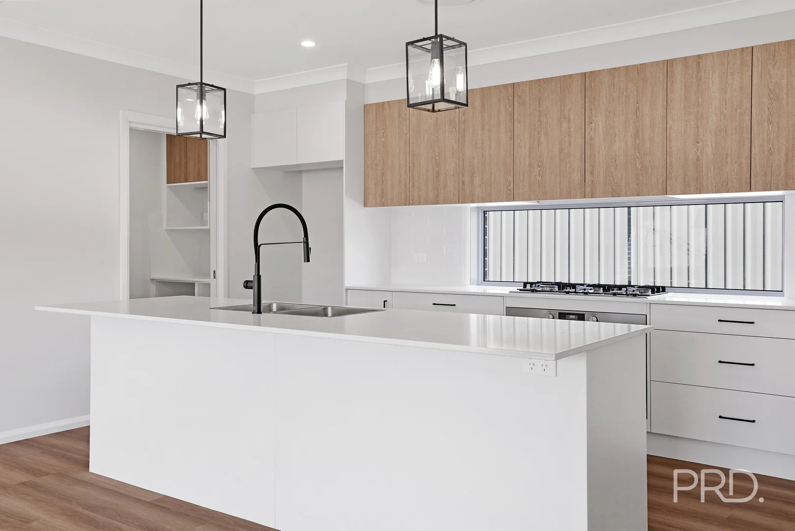 Additional image 15 of 8 Crested Avenue, Tamworth NSW 2340