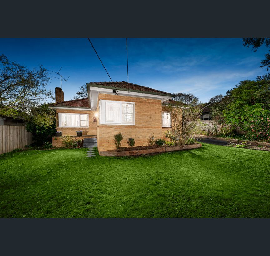 18 Purches Street, Mitcham VIC 3132