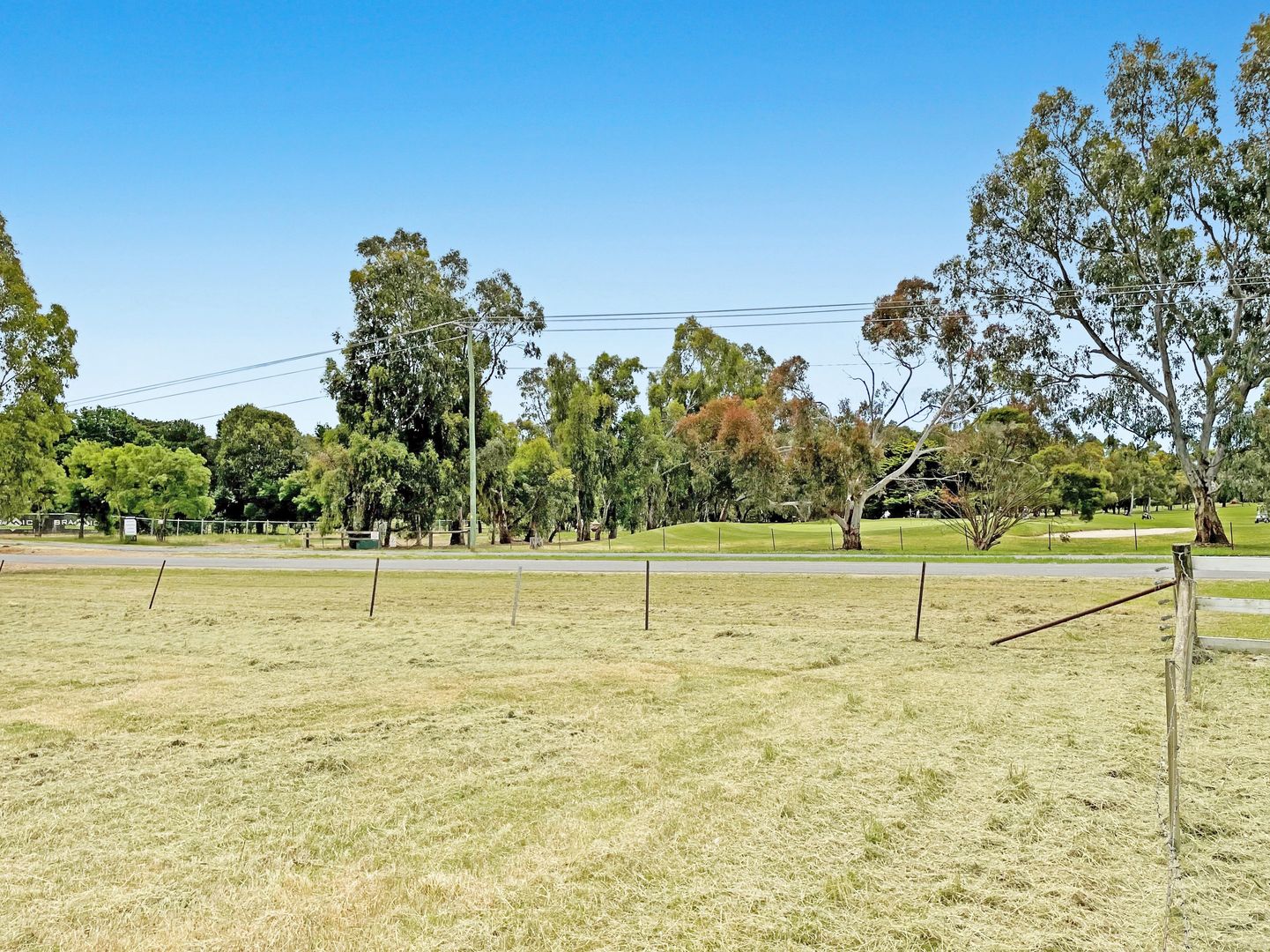 172 Malcolm Street, Mansfield VIC 3722, Image 2