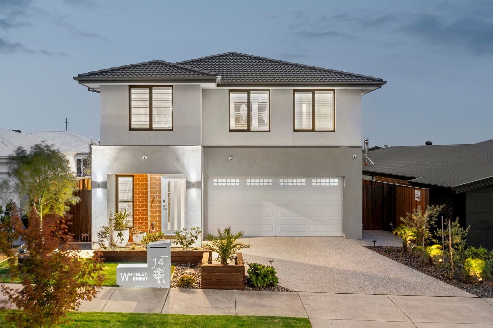 4 bedrooms House in 14 Whiteley Street MOUNT DUNEED VIC, 3217