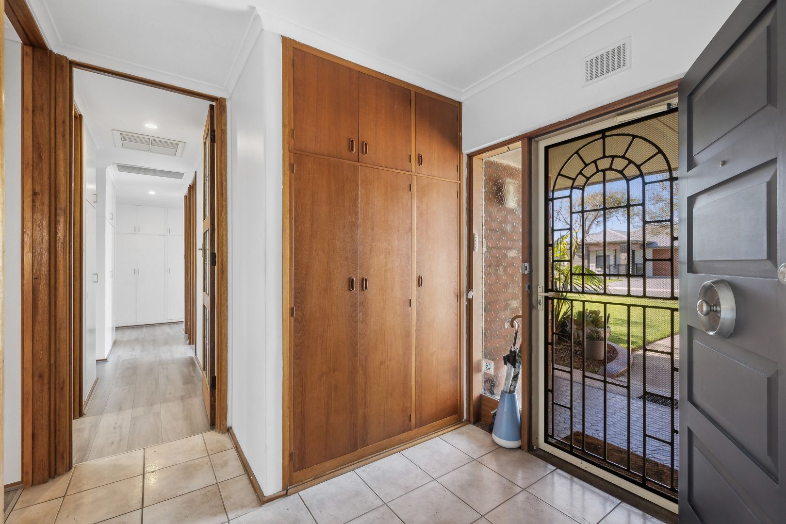 13 Wallis Street, West Beach SA 5024, Image 2