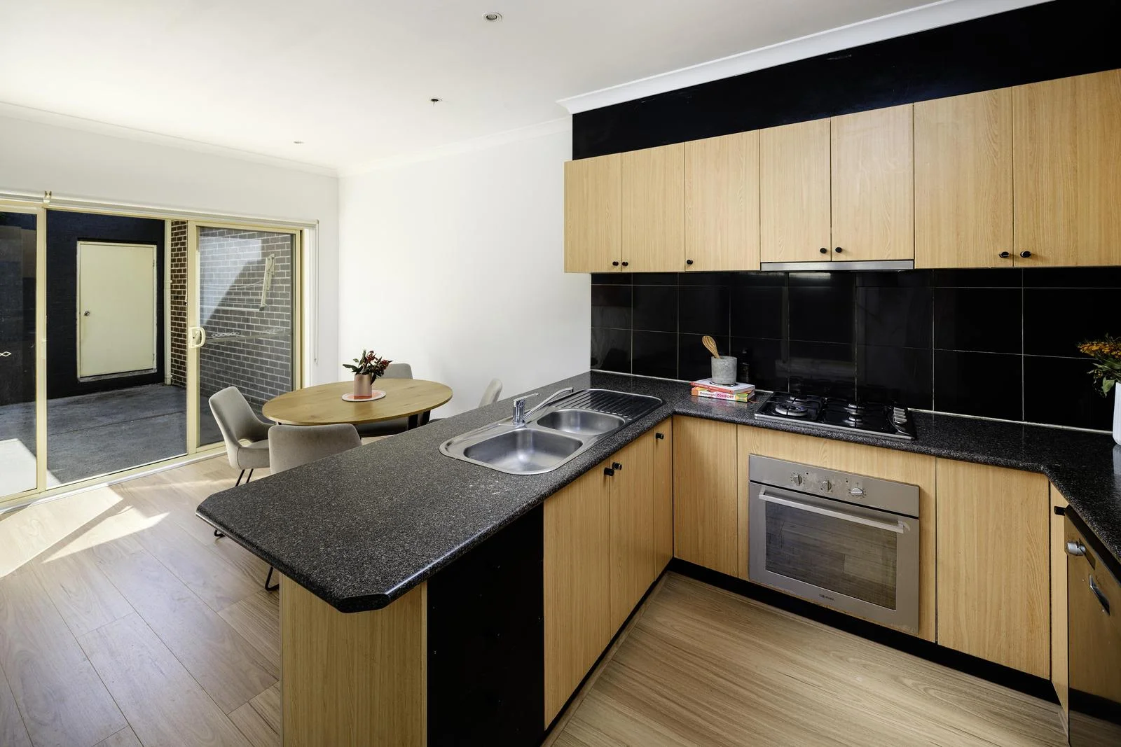 Additional image 4 of 2/54 Chaleyer Street, Reservoir VIC 3073