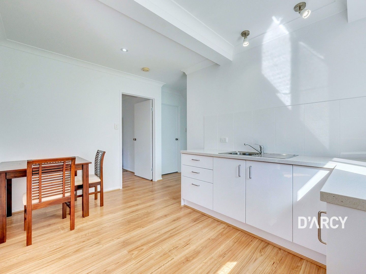 1 bedrooms Apartment / Unit / Flat in 23b Devonhill St THE GAP QLD, 4061