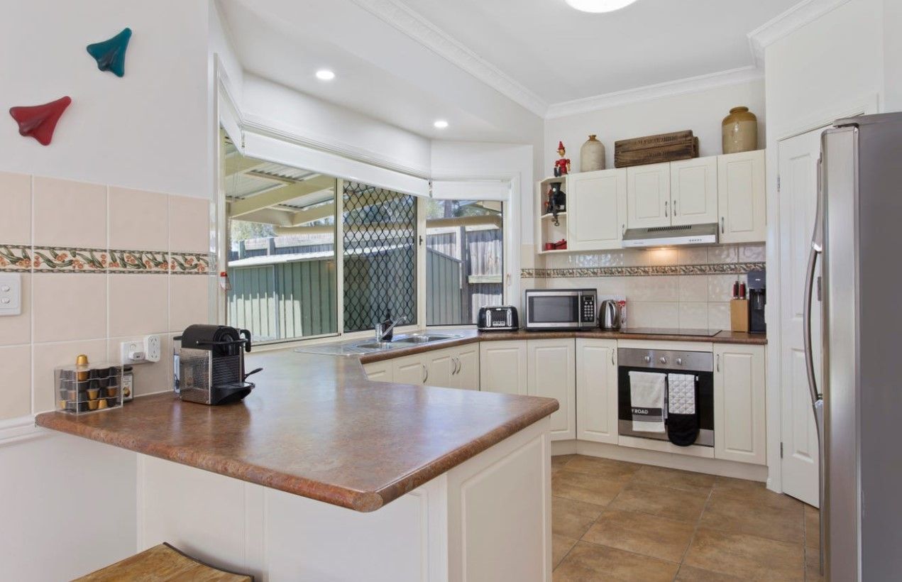 5 Trevi Place, Springfield Lakes QLD 4300, Image 2